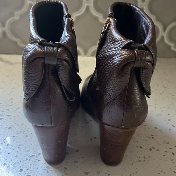 Kate spade 8 leather bow boots